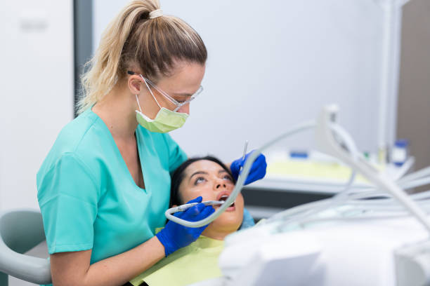 Best Cracked Tooth Emergency Dentist  in Red Lick, TX